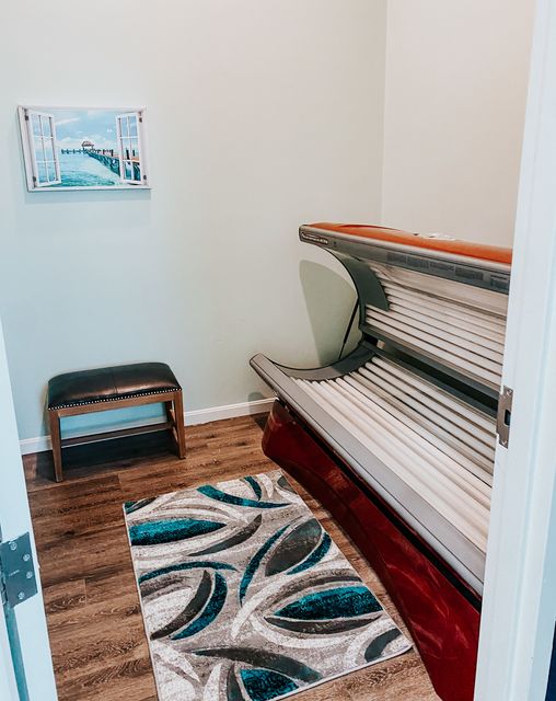 Tanning bed at University Edge